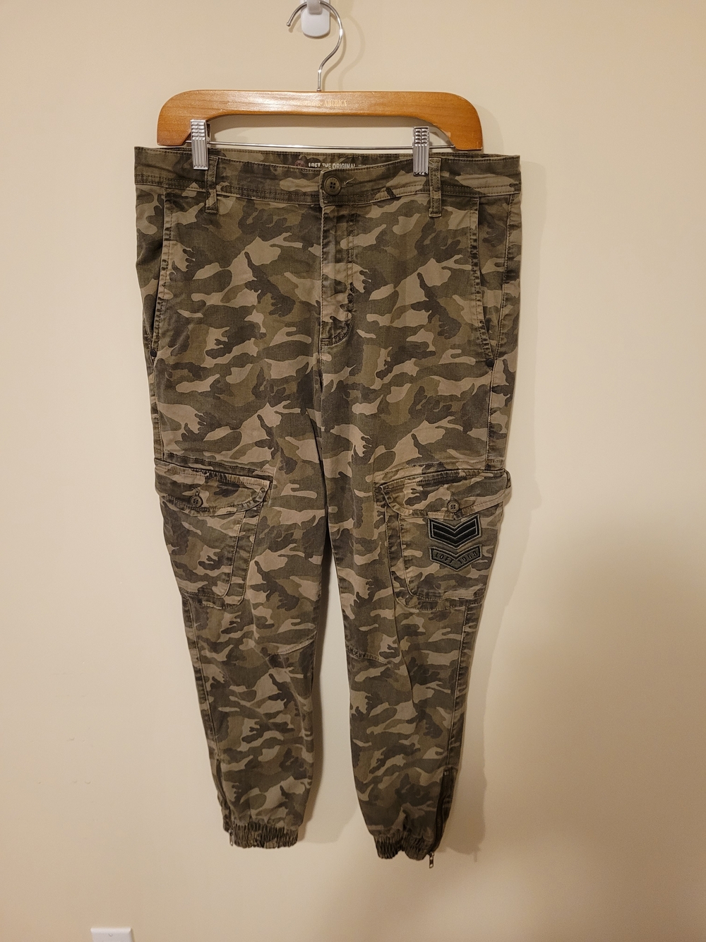 Vintage 1968 Loft The Original Slim Fit Men's Camo Cargo Pants - Olive Camo